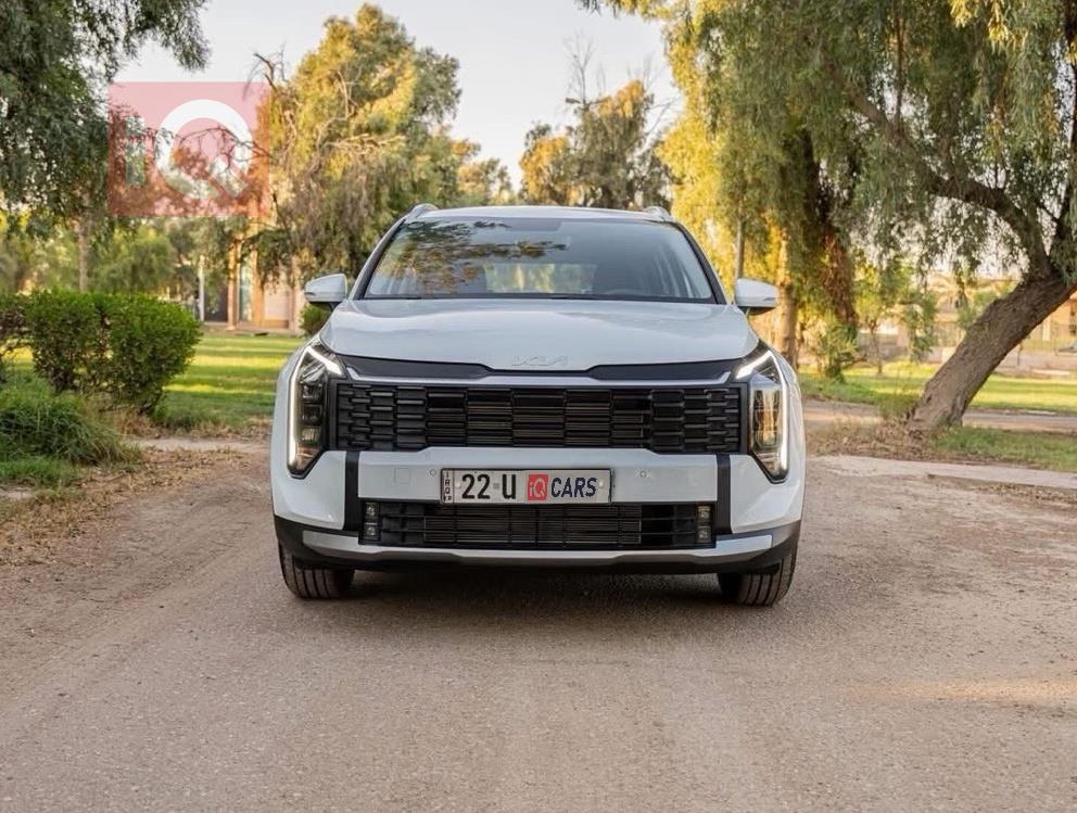 https://cdn.iqcars.io07961f99-fcca-45b1-88ad-97b257d5646d_0.jpg